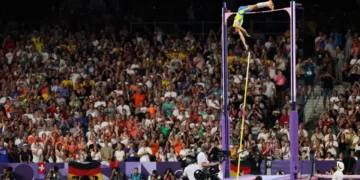 Mondo Duplantis world record height 6.25 meters