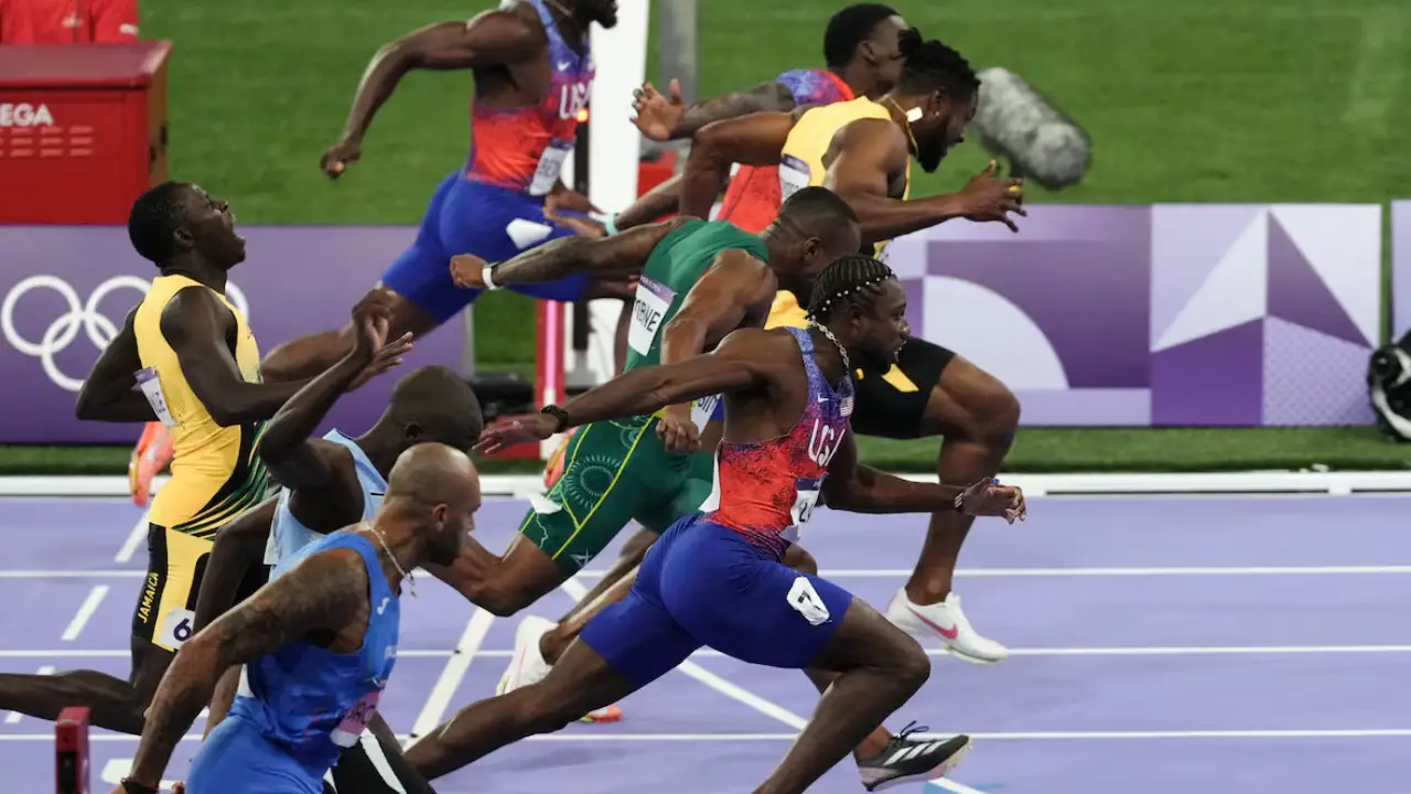 noah-lyles-and-kishane-thompson-9-79-tie-in-historic-100m-final