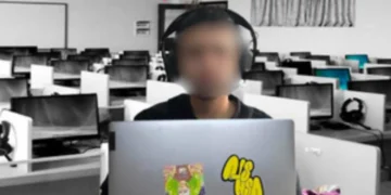 stratford-teacher-internet-scam-school-computer