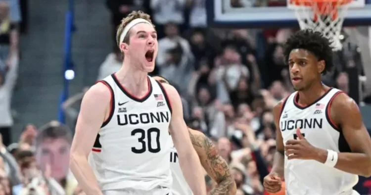 UConn Huskies Erase 14-Point Deficit, Win No. 17 at XL UConn Huskies win, UConn vs. Villanova, UConn comeback victory