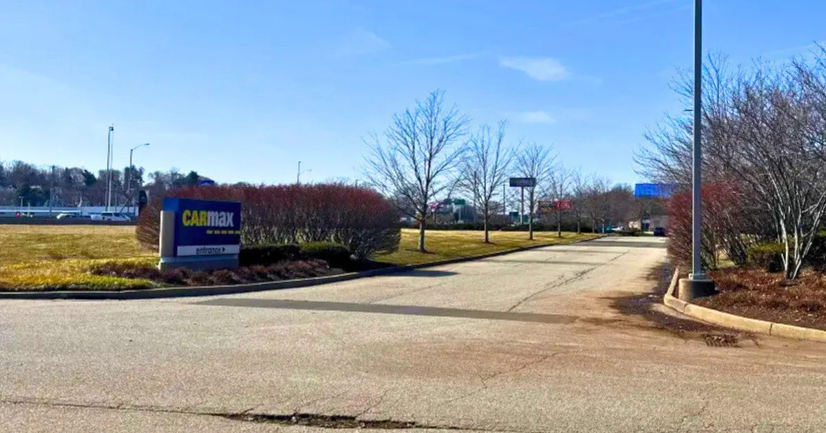 East Haven Carmax burglary, Carmax dealership theft, East Haven crime news