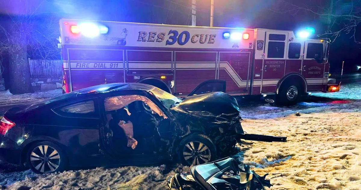 Shelton car accident, Huntington Street crash, Shelton woman hospitalized