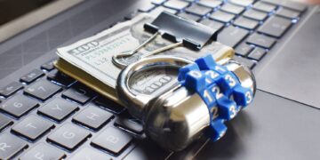 Connecticut police, scam alert, law enforcement scam, caller ID spoofing, phone scam