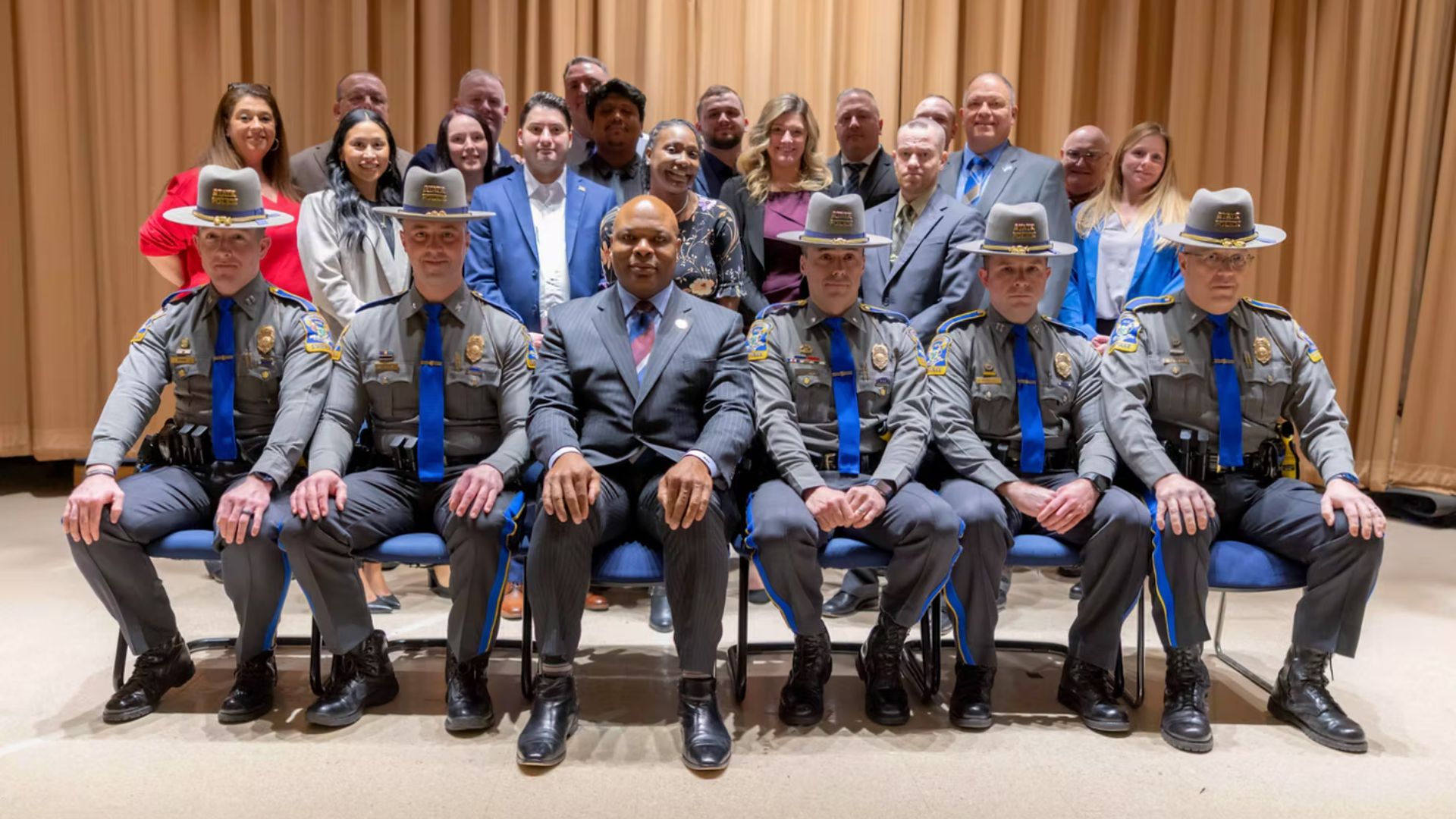 Connecticut State Police, dispatcher training, emergency dispatchers, law enforcement careers, CT police academy