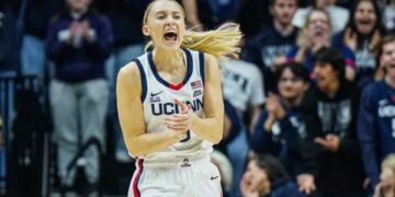 Paige Bueckers Naismith Trophy, UConn women’s basketball, 2025 Naismith finalists