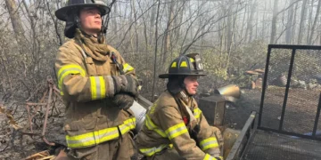 Warren CT fire, structure fire Warren CT, Warren brush fire