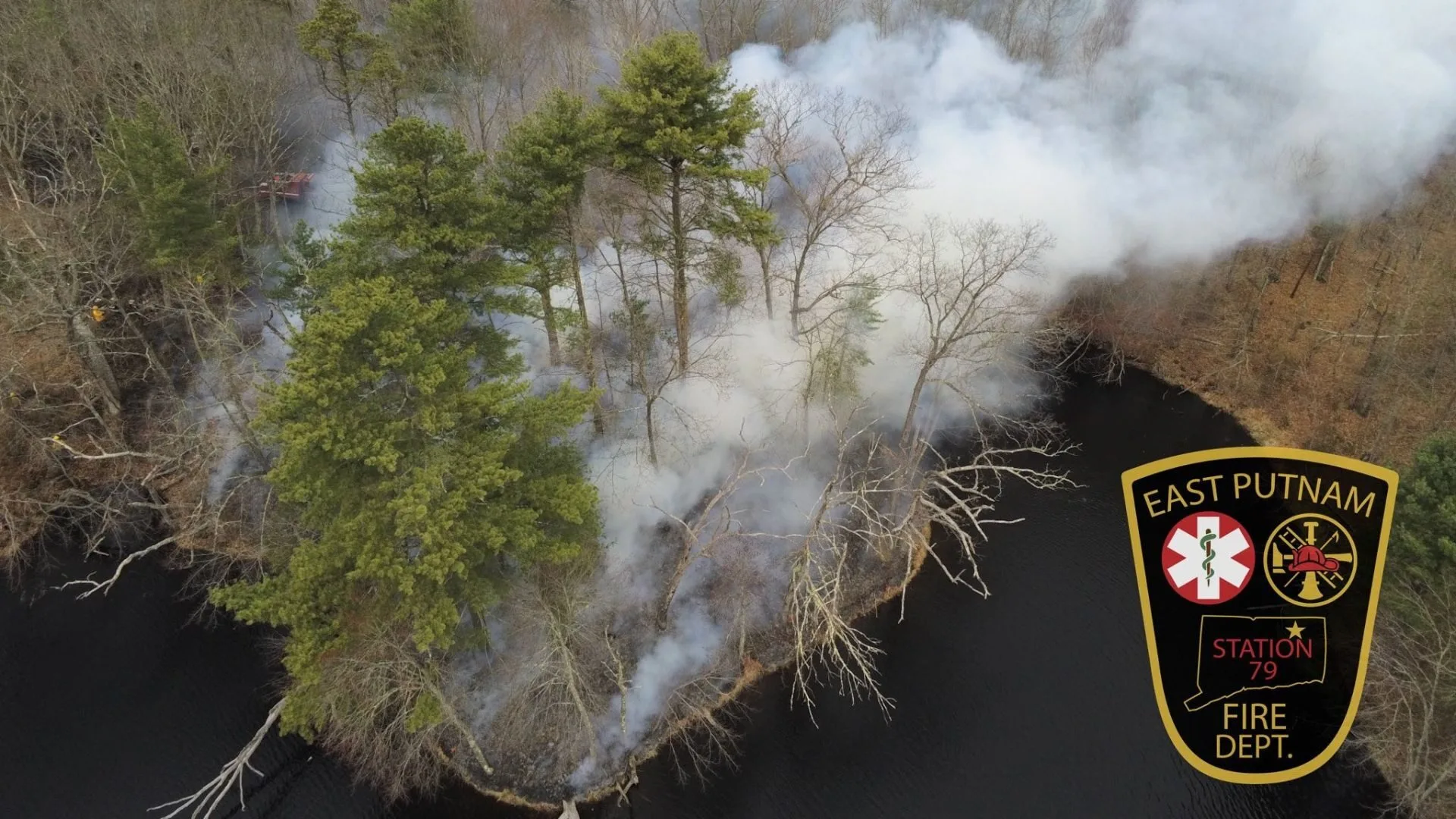 Killingly brush fire, train tracks closed Killingly, DEEP fire response