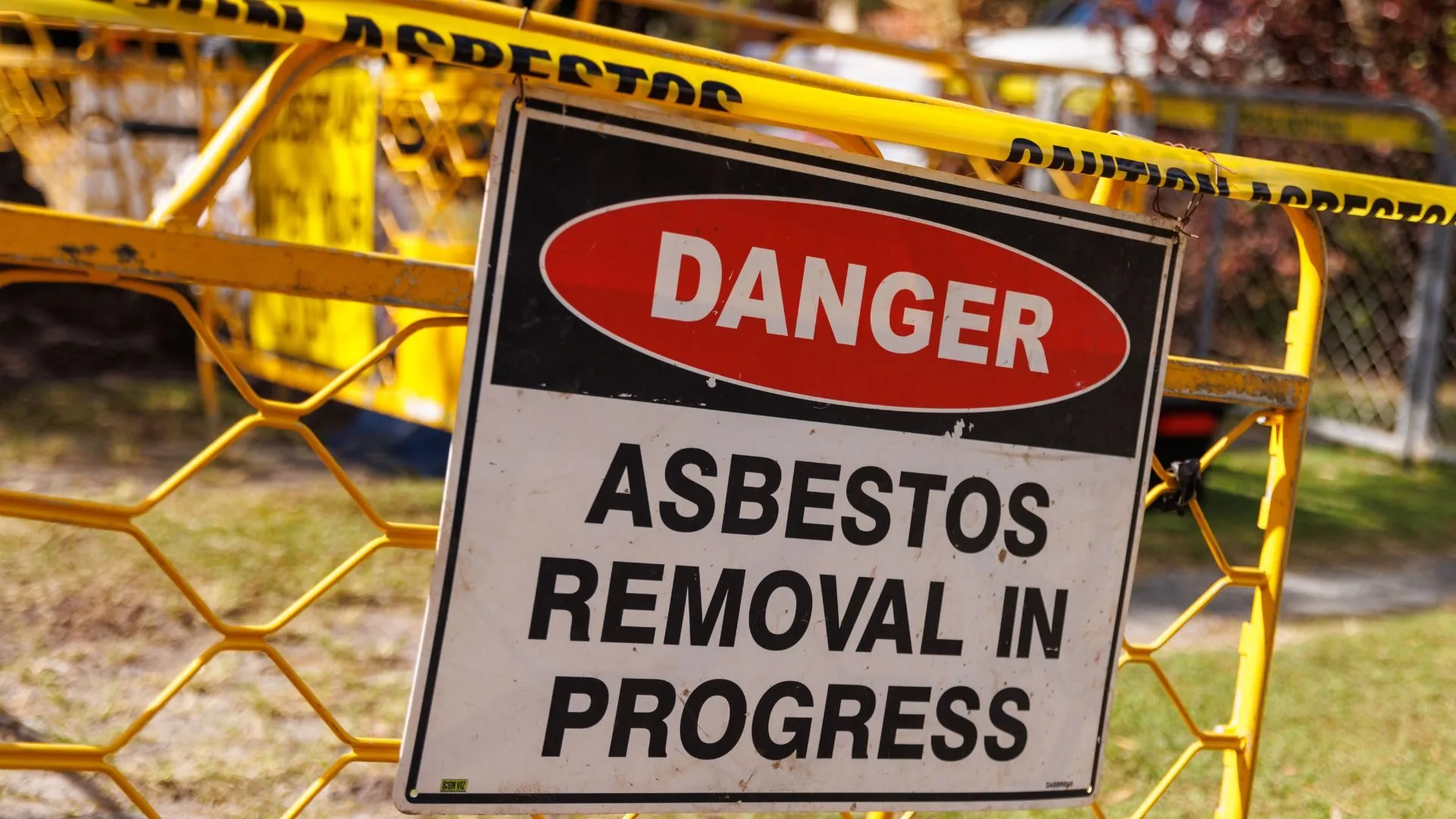Trumbull asbestos, asbestos investigation Connecticut, DEEP Trumbull, construction site contamination