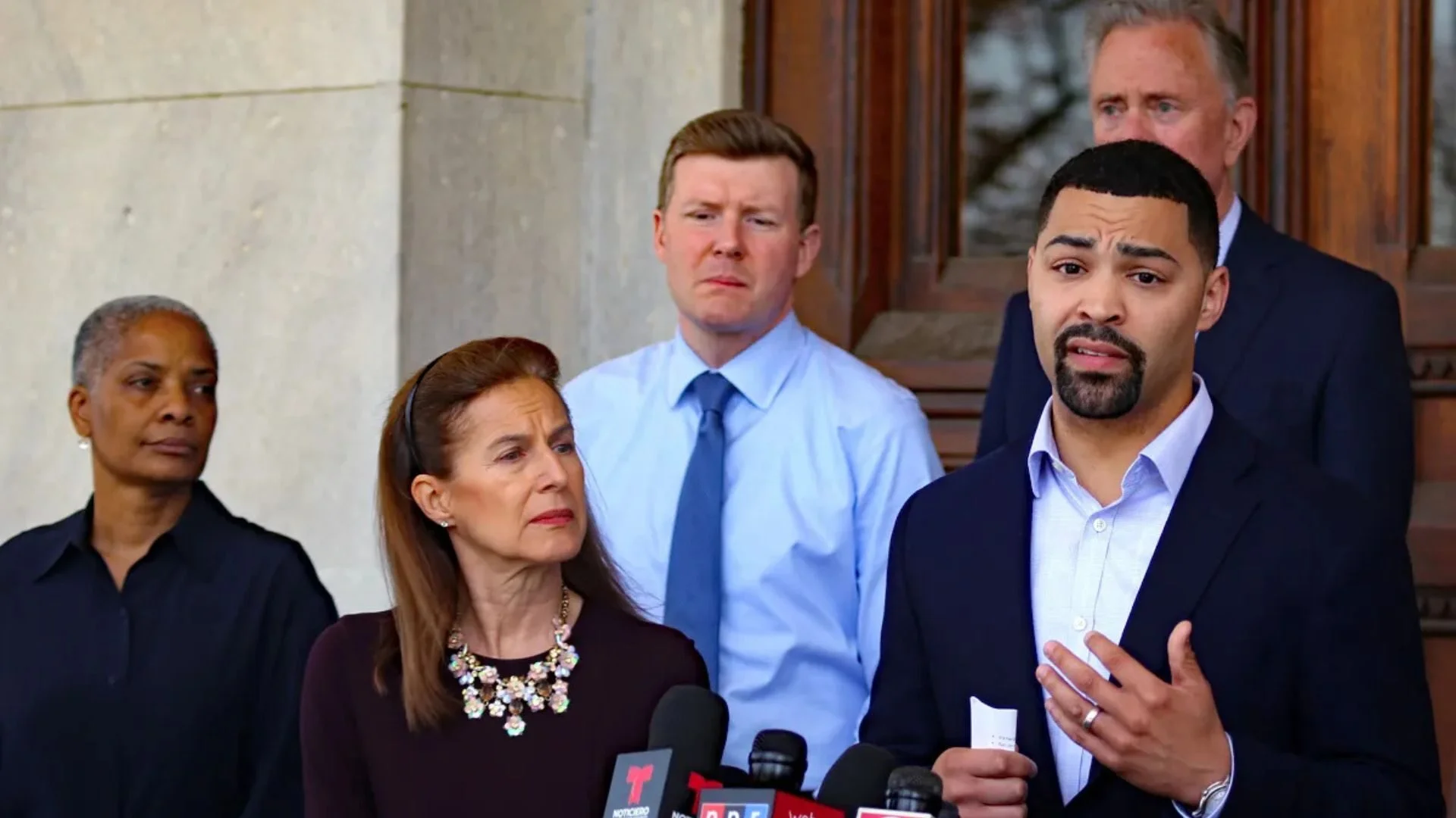 Trump second administration, Connecticut officials, Trump economic impact