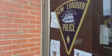 New London crash, Essex woman arrested, Curtis Barkdull crash