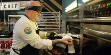 Simsbury Chef Tyler Anderson to Compete on Food Network's 'BBQ Brawl'