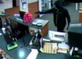 detectives-seek-help-thompson-bank-robbery-suspect