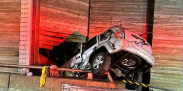 enfield-crash-i-91-south-guardrail-accident