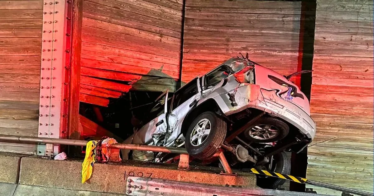 enfield-crash-i-91-south-guardrail-accident