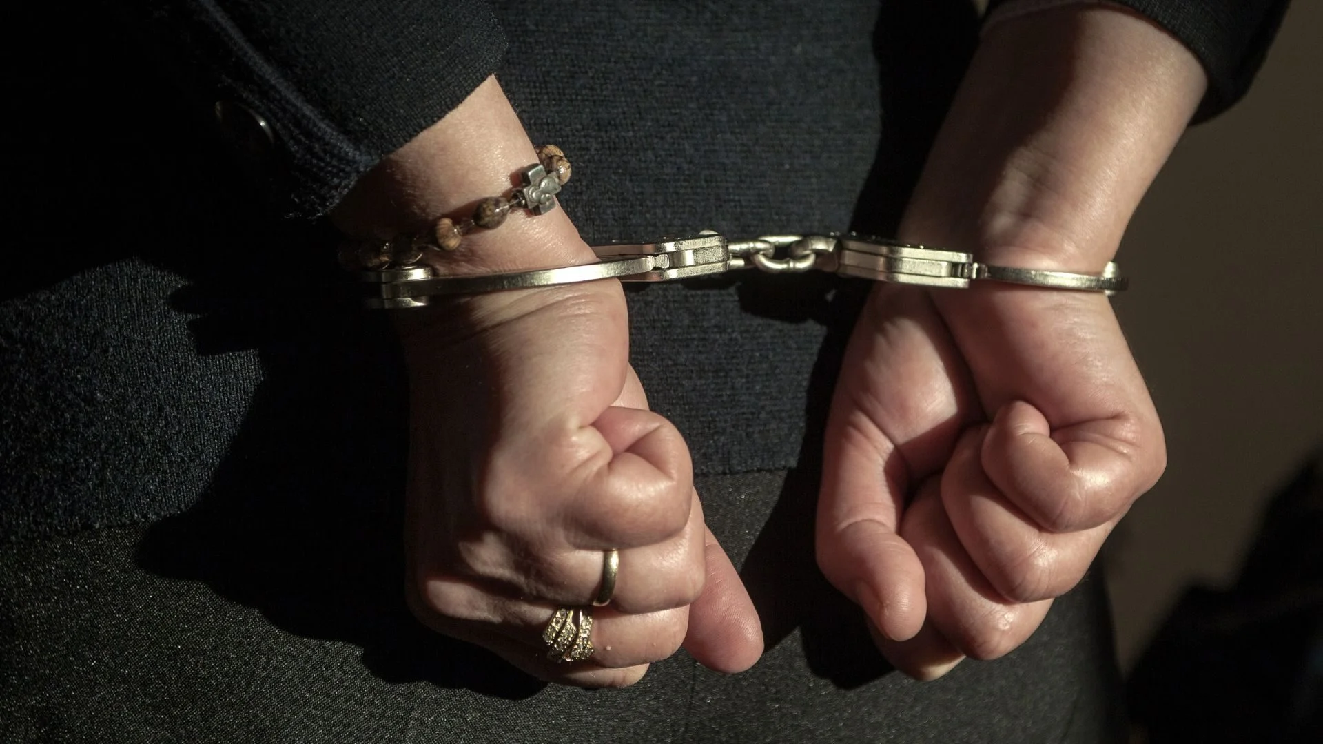 Waterbury Police arrest, Jeremy Colonghi, felony warrants CT